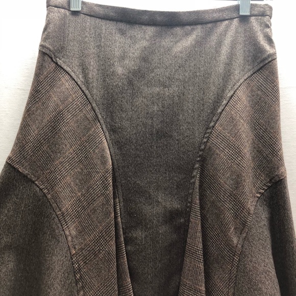 BCBG brown wool blend skirt - Picture 3 of 6